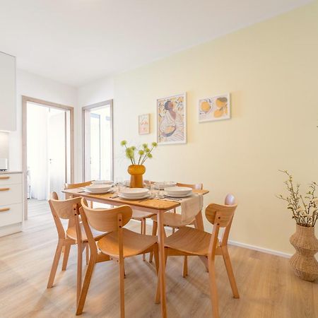 Appartamento Bright 2Br - 4Th Floor, Balcony, Free Parking By Gravity Praga Esterno foto